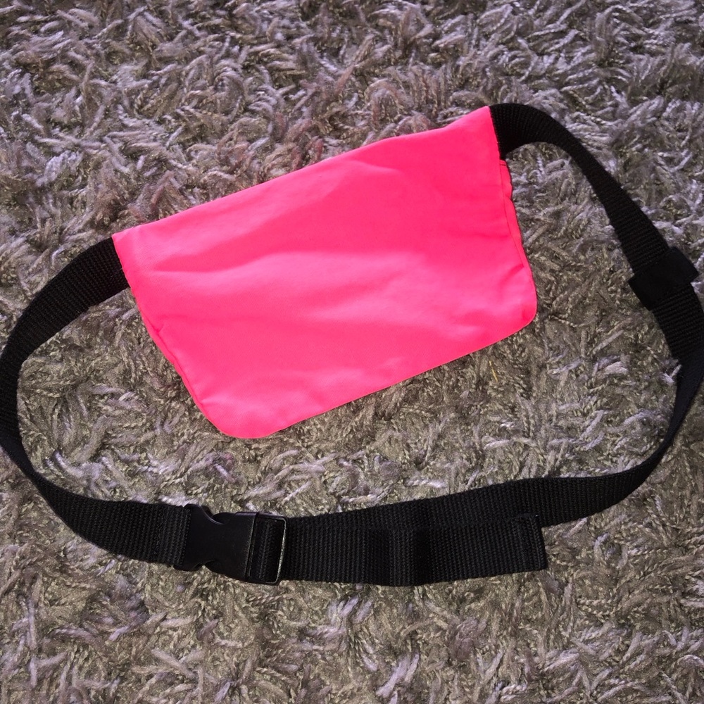 Victoria’s Secret PINK Fanny Pack - Picture 5 of 7